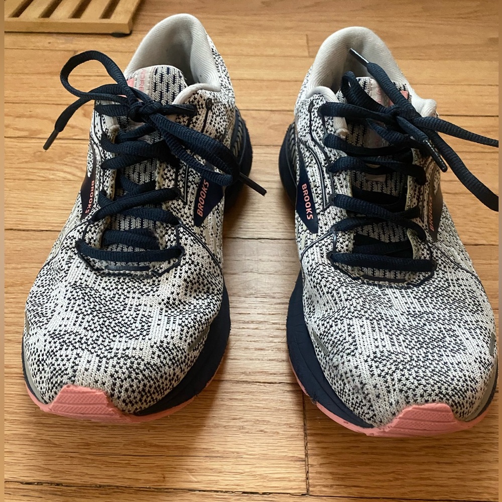 Brooks Adrenaline 21